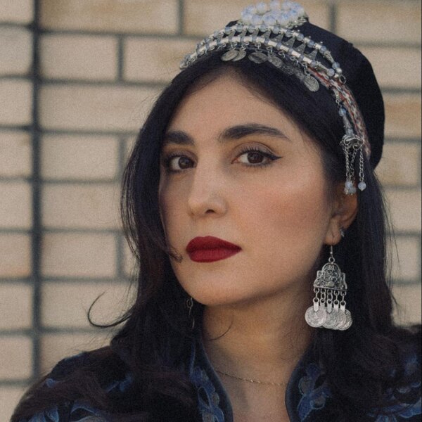 Sarvinoz, guía de Uzbek Travel